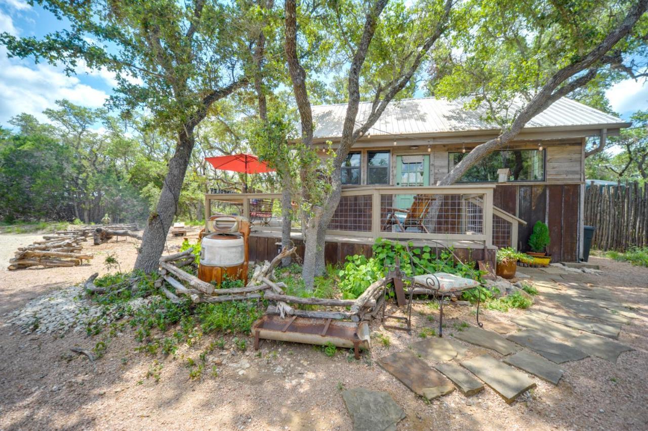 Snuggle Inn Wimberley Cabin With Fire Pit And Deck Kültér fotó